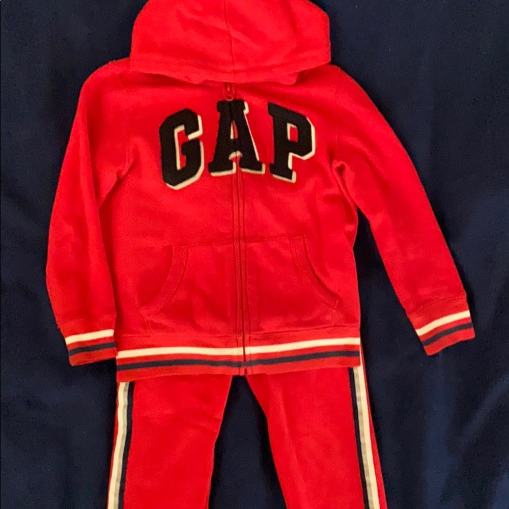 Boys red GAP sweat suit